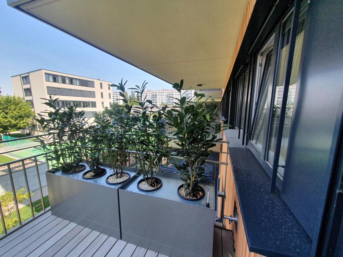 Ferienwohnung Kahlenbergblick Im Viertel Zwei Wien Exterior foto