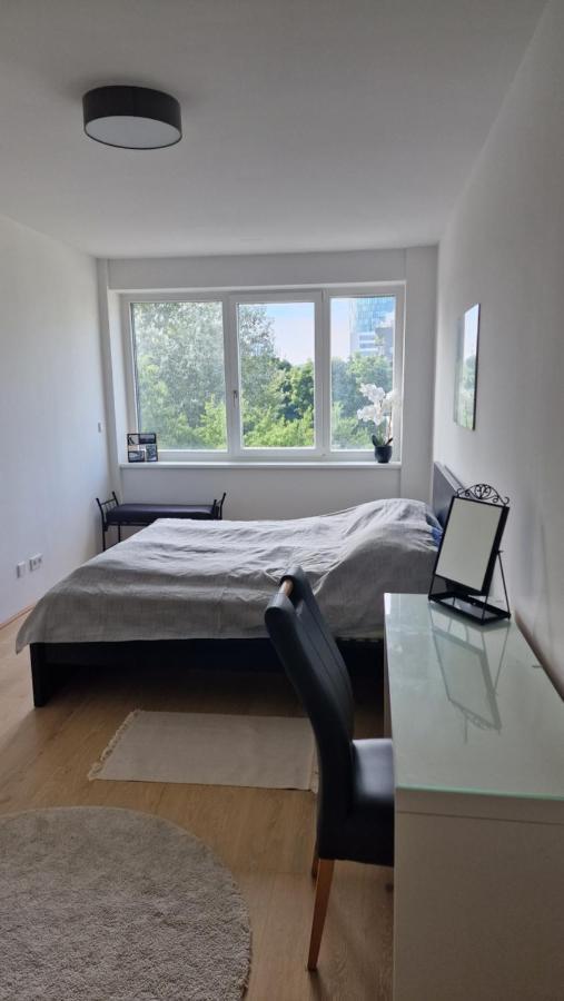 Ferienwohnung Kahlenbergblick Im Viertel Zwei Wien Exterior foto
